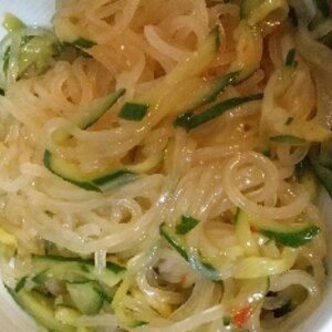 胡瓜とマロニーのピリ辛和えの作り方